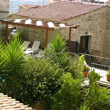 Country house Traditional Village